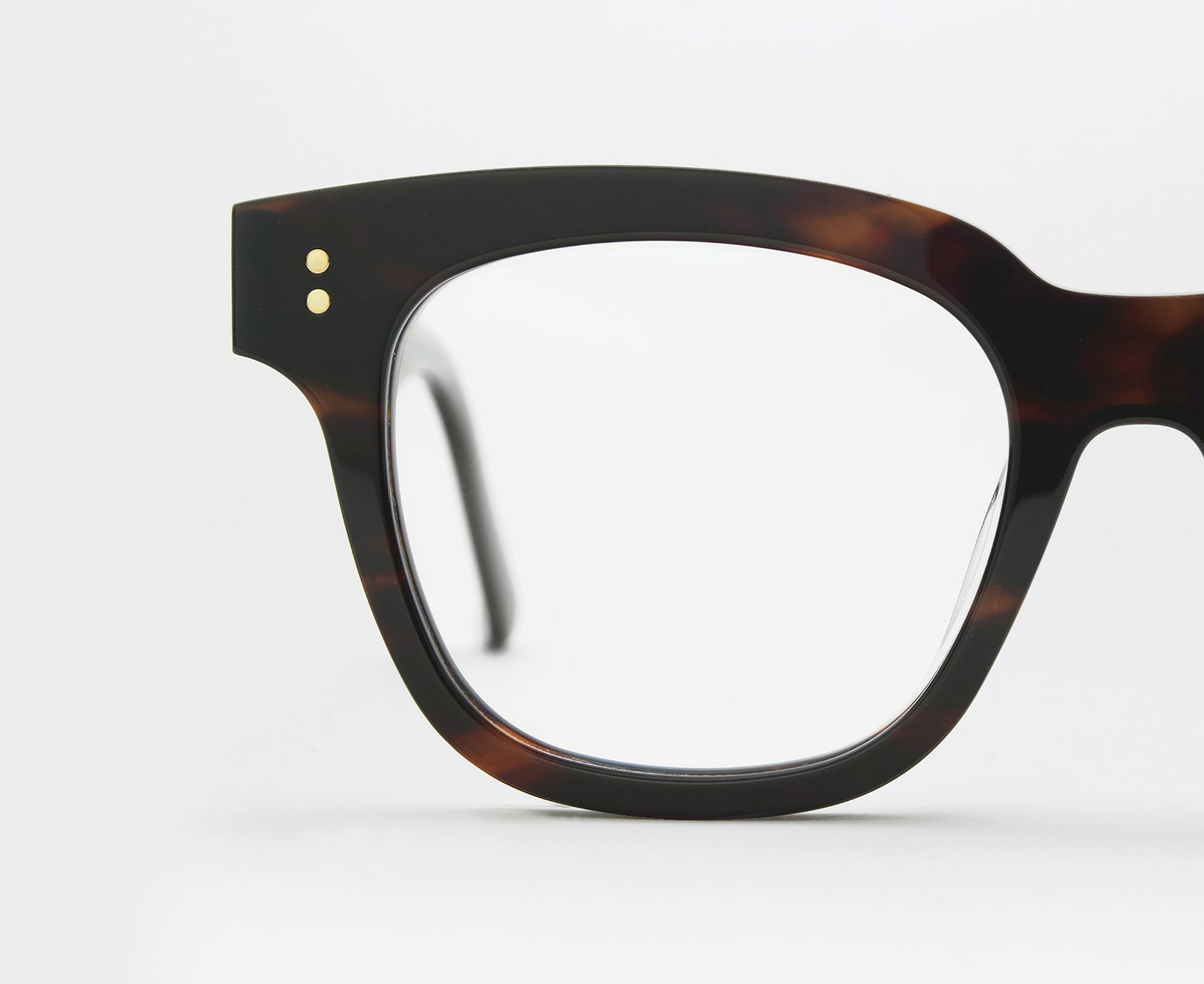 GENTLE MONSTER WILD WILD 2 B4 Shop