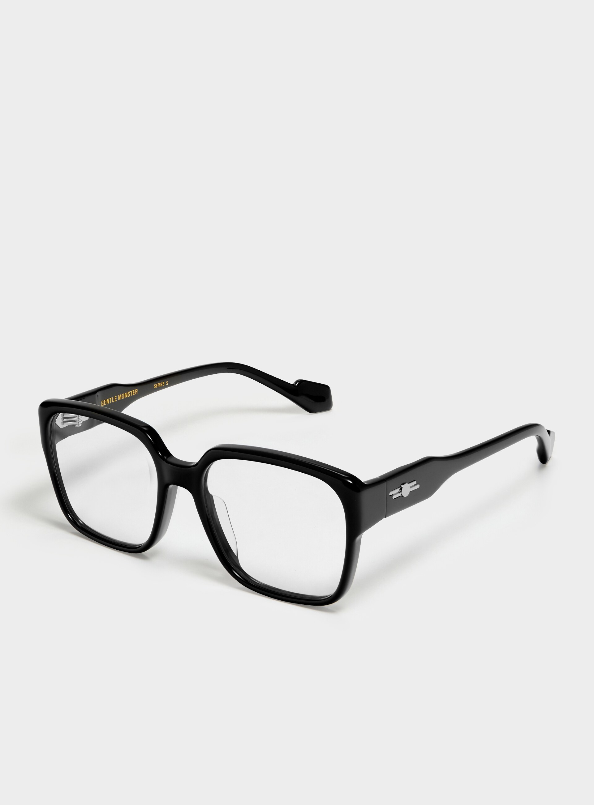 GENTLE MONSTER Loopy 01 Shop