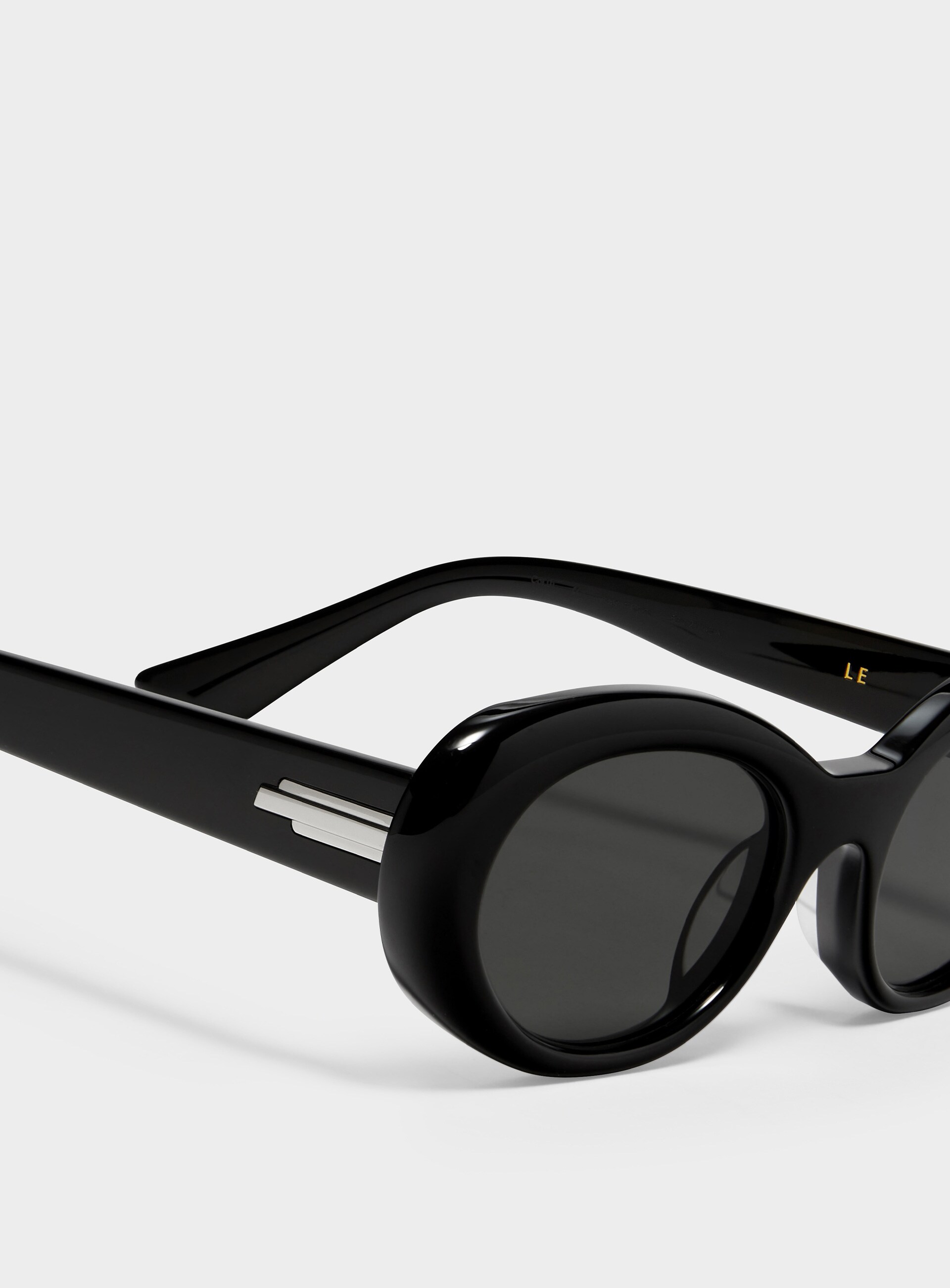 GENTLE MONSTER Le 01 Shop