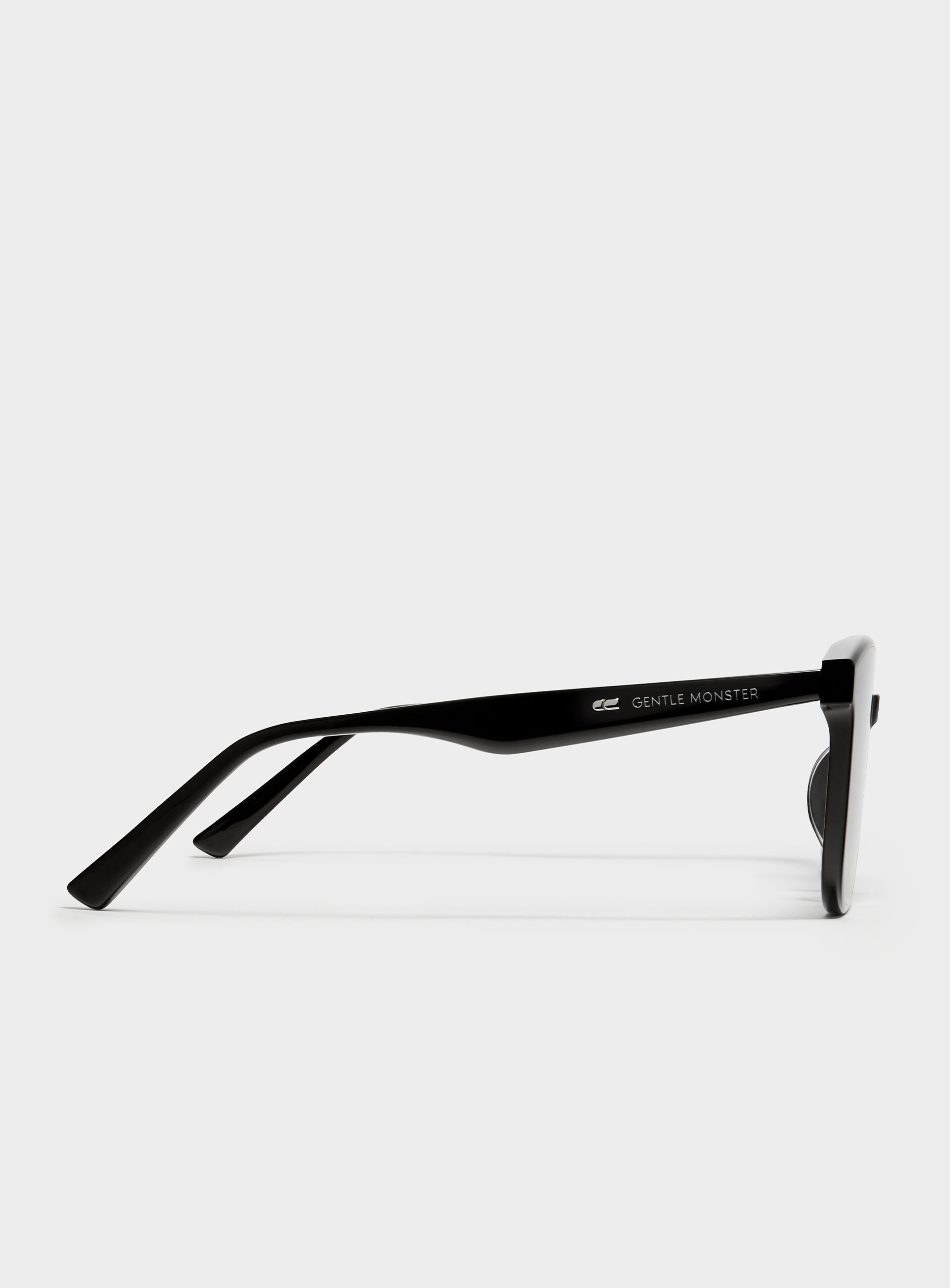 gentle monster libe 01