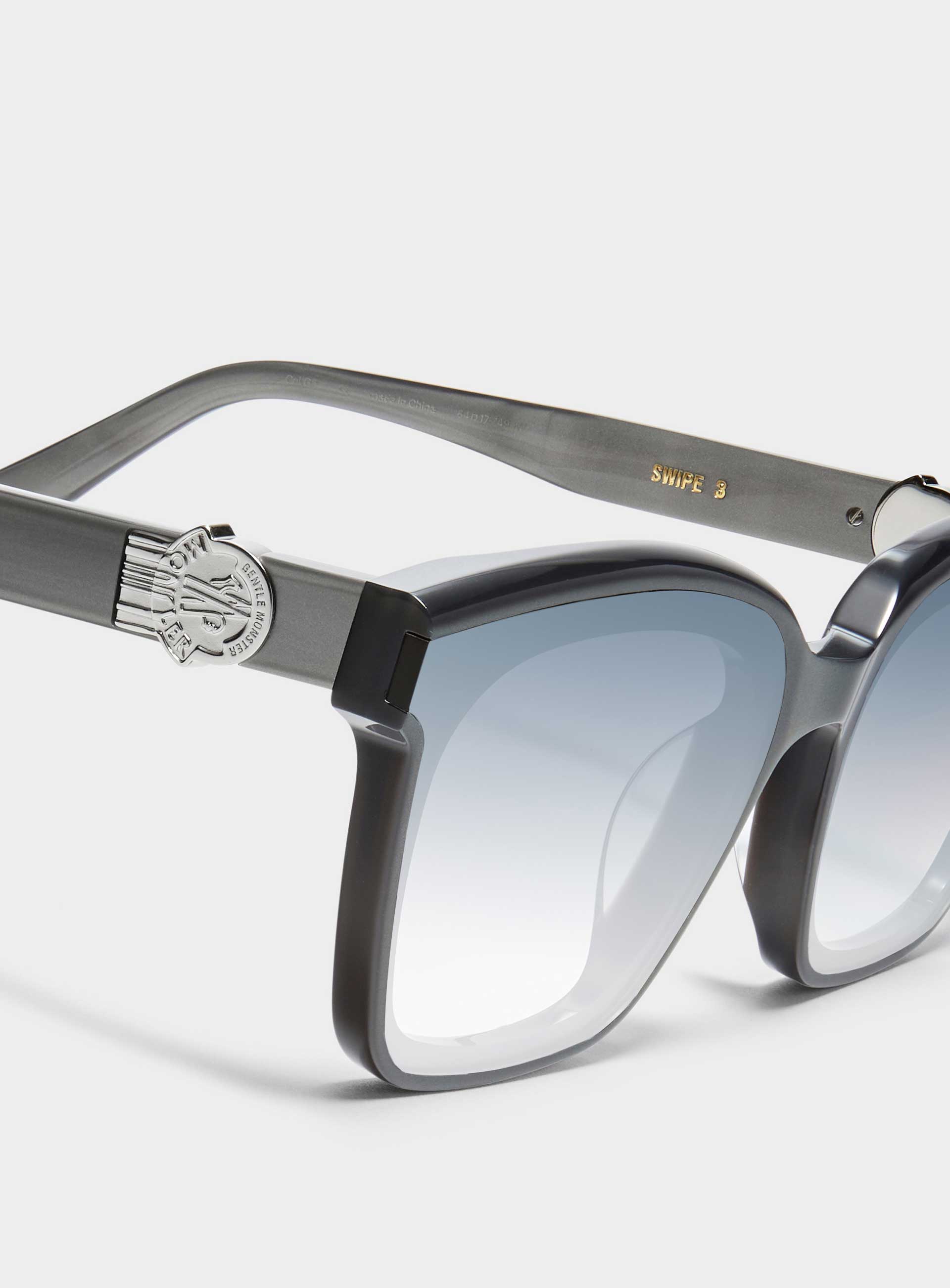 GENTLE MONSTER | Moncler - Swipe 3 G5 | Shop GentleMonster.com GENTLE MONSTER | Moncler - Swipe 3 G5 | Shop GentleMonster.com