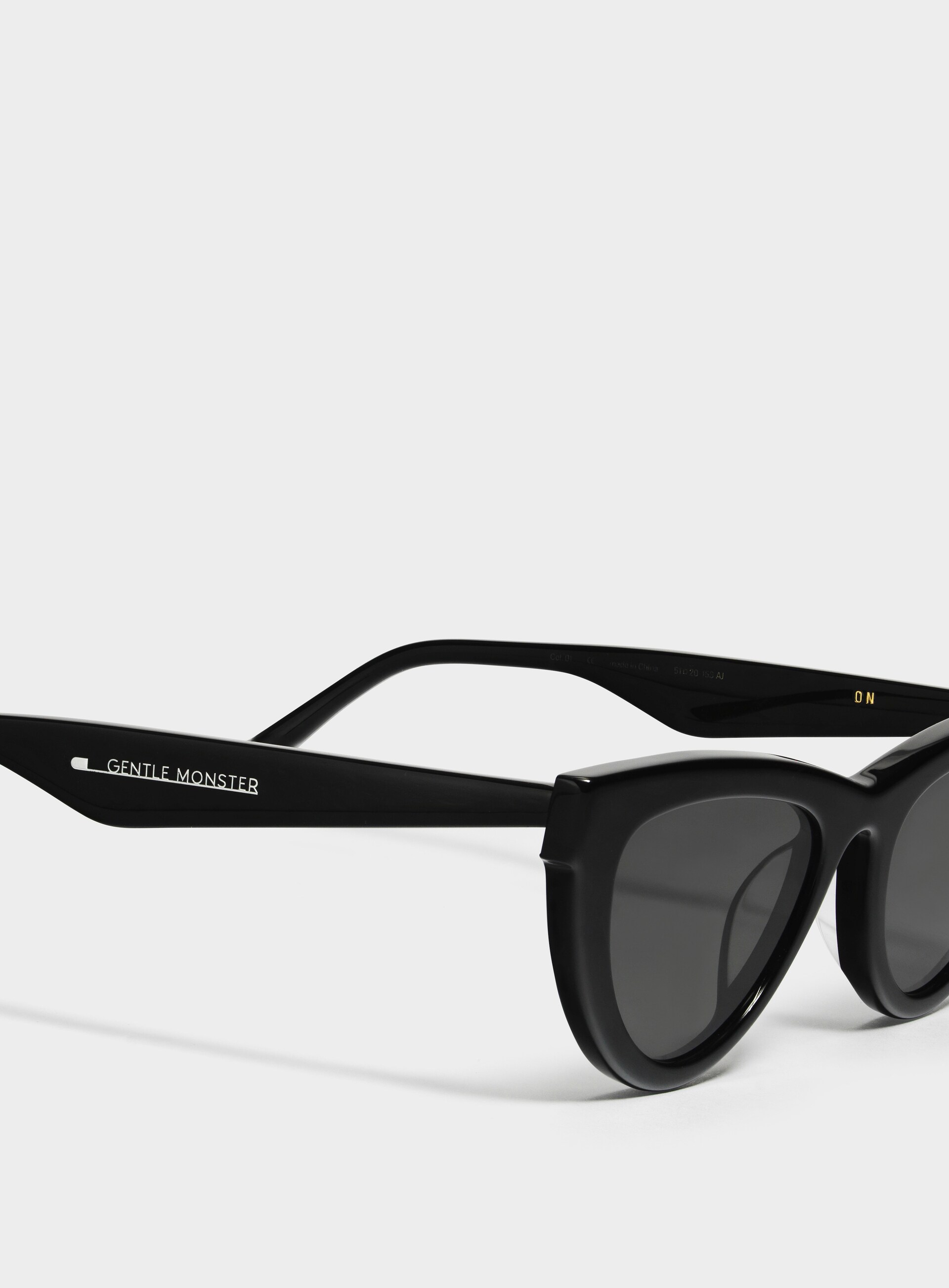 GENTLE MONSTER | On 01 | Shop GentleMonster.com