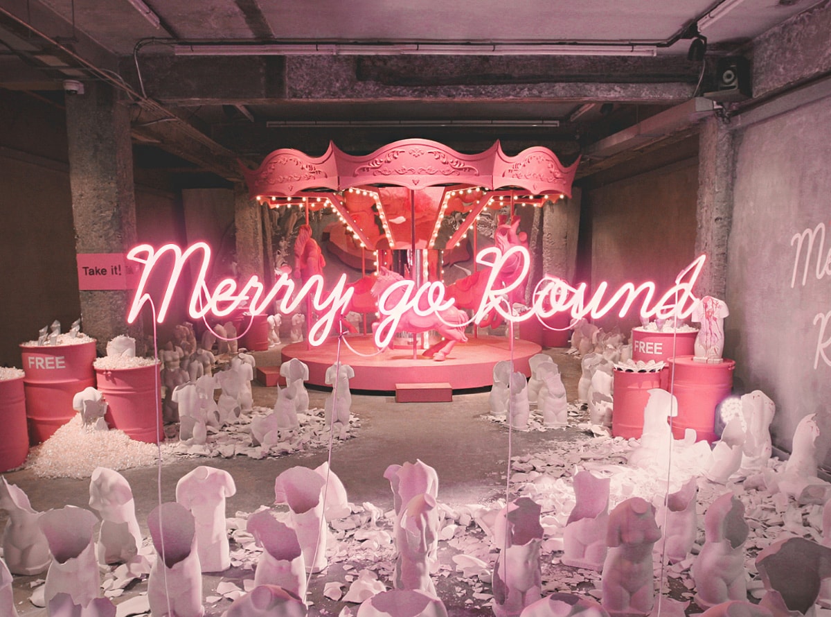 GENTLE MONSTER - Merry-go-round Project